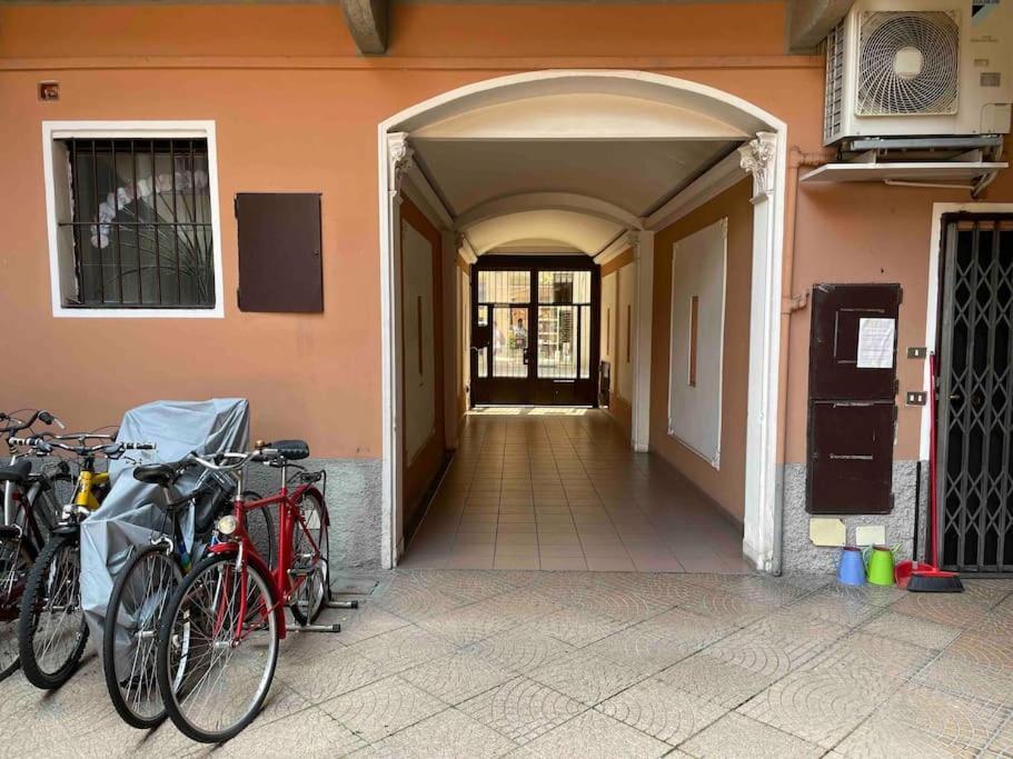 Corte Del 6 - Cozy Modern Flat B Milán Exterior foto